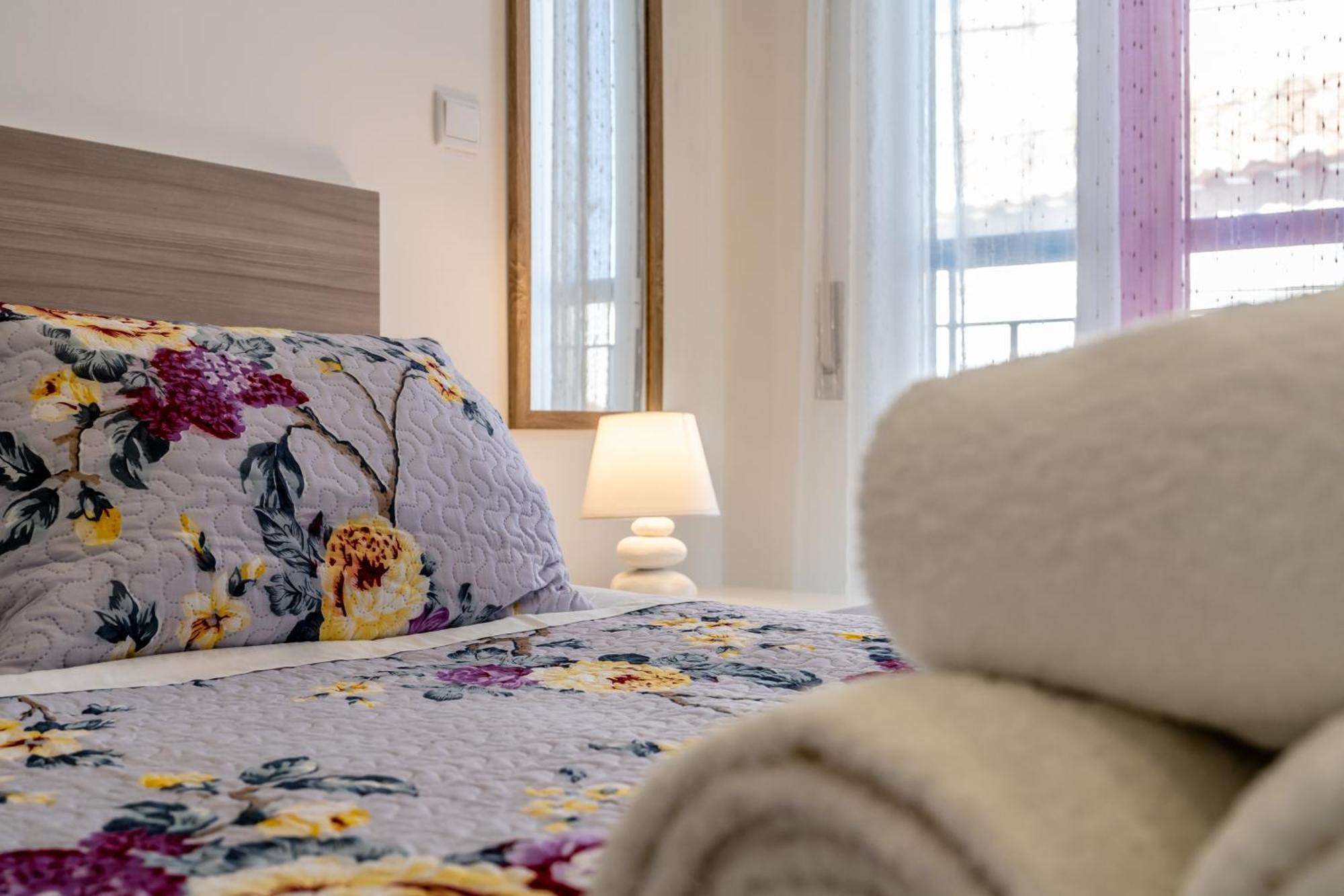 Casa Girassol - Holiday home Lagos